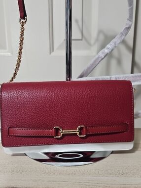 Michael Kors NWT Garnet Pebbled Leather Crossbody with Gold Hardware